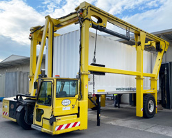 Reber - Wechselbrcke - Einhngen der Tragketten