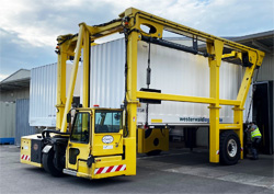 Reber - Wechselbrcke - Anheben der Wechselbrcke